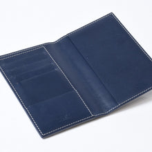 Load image into Gallery viewer, 極美品 GOYARD ゴヤール ヘリンボーン グルネル パスポートケース ダークネイビー PVC レザー 中古 4b013517