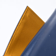 Load image into Gallery viewer, 極美品 GOYARD ゴヤール ヘリンボーン グルネル パスポートケース ダークネイビー PVC レザー 中古 4b013517