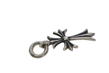 Load image into Gallery viewer, 極美品 CHROME HEARTS クロムハーツ CH TINY CROSS タイニークロス チャーム ネックレス シルバー925 3.5g 中古 4b013261