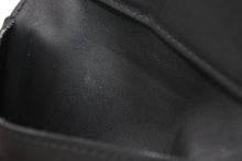 Load image into Gallery viewer, 極美品 LOUIS VUITTON ルイヴィトン モノグラム シャドウ オーガナイザー ドゥ ポッシュ カードケース M62899 ブラック 中古 4b013176
