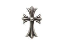 Load image into Gallery viewer, CHROME HEARTS クロムハーツ SML CH CROSS スモールCHクロス ペンダント チャーム 重量約18.5g スターリングシルバー 美品 中古 4b013267