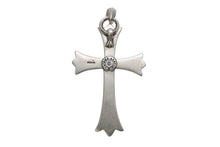 Load image into Gallery viewer, CHROME HEARTS クロムハーツ ラージクロス ベイル ネックレス 重量約47.7g STERLING刻印 スターリング シルバー 美品 中古 4b013255
