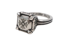 Load image into Gallery viewer, CHROME HEARTS クロムハーツ BUTTERFLY RING バタフライ カクテル リング 指輪 重量約14.9g サイズ17号 美品 中古 4b013253