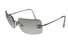 Load image into Gallery viewer, CHANEL シャネル リムレス サングラス アイウェア 4017-D c.159/6I サイズ62□17 120 ココマーク ラインストーン シルバー 美品 中古 4b013160