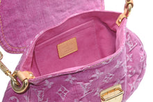 Load image into Gallery viewer, 極美品 LOUIS VUITTON ルイヴィトン ミニプリーティ ワンショルダーバッグ M95216 モノグラム デニム ピンク 中古 4b013367