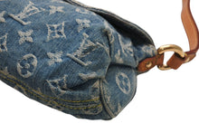 Load image into Gallery viewer, LOUIS VUITTON ルイヴィトン ミニプリーティ ワンショルダーバッグ M95050 モノグラム デニム インディゴブルー 美品 中古 4b013368