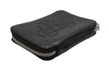 Load image into Gallery viewer, CHROME HEARTS クロムハーツ クロスパッチ レザーウォレット 財布 CHクロス装飾 シルバー925 美品 中古 4b013353