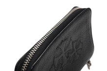 Load image into Gallery viewer, CHROME HEARTS クロムハーツ クロスパッチ レザーウォレット 財布 CHクロス装飾 シルバー925 美品 中古 4b013353
