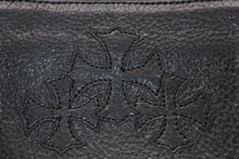 Load image into Gallery viewer, CHROME HEARTS クロムハーツ クロスパッチ レザーウォレット 財布 CHクロス装飾 シルバー925 美品 中古 4b013353