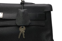 Load image into Gallery viewer, HERMES エルメス SHOULDER KELLY ショルダーケリー ショルダーバッグ トリヨンクレマンス ブラック シルバー金具 □L刻印 美品 中古 4b013170