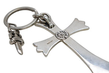 Load image into Gallery viewer, 極美品 CHROME HEARTS クロムハーツ CH CRS LG &amp; No5 DGGR ラージクロス ダガー キーリング 重量約53.3g 中古 4b013342