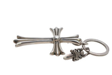 Load image into Gallery viewer, 極美品 CHROME HEARTS クロムハーツ CH CRS LG &amp; No5 DGGR ラージクロス ダガー キーリング 重量約55.1g 中古 4b013343