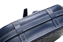 Load image into Gallery viewer, GOYARD ゴヤール ベルヴェデーレPM ショルダーバッグ ネイビー PVC コーティングキャンバス レザー 美品 中古 4b013290