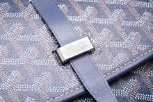 Load image into Gallery viewer, GOYARD ゴヤール ベルヴェデーレPM ショルダーバッグ ネイビー PVC コーティングキャンバス レザー 美品 中古 4b013290