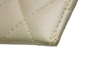 Load image into Gallery viewer, 新品同様 CHANEL シャネル ラムスキン タイムクラシック マトラッセ カードケース ランダム ゴールド金具 ゴールド 中古 4b013288