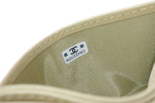 Load image into Gallery viewer, 新品同様 CHANEL シャネル ラムスキン タイムクラシック マトラッセ カードケース ランダム ゴールド金具 ゴールド 中古 4b013288