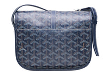 Load image into Gallery viewer, GOYARD ゴヤール ベルヴェデーレPM ショルダーバッグ ネイビー PVC コーティングキャンバス レザー 美品 中古 4b013290