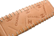 Load image into Gallery viewer, 極美品 CHANEL シャネル ココマーク ベースボールステッチ エンボス マトラッセショルダーバッグ 2番台 ブラウン ゴールド金具 中古 4b013340