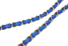 Load image into Gallery viewer, 新品同様 CHANEL シャネル ミニマトラッセ ショルダーバッグ 31番台 リネン レザー ブルー ベージュ シルバー金具 中古 4b013291