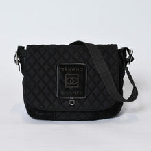 Load image into Gallery viewer, 極美品 CHANEL シャネル スポーツライン ショルダーバッグ A33796 10番台 ココマーク ハラコ レザー ナイロン キルティング 中古 4b013568