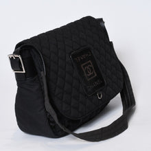Load image into Gallery viewer, 極美品 CHANEL シャネル スポーツライン ショルダーバッグ A33796 10番台 ココマーク ハラコ レザー ナイロン キルティング 中古 4b013568