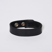 Load image into Gallery viewer, CHROME HEARTS クロムハーツ ブレスレット スターボタン 3BTN/2SNP 3ボタン2スナップ ブラック レザー シルバー925 美品 中古 4b013514