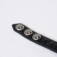 Load image into Gallery viewer, CHROME HEARTS クロムハーツ ブレスレット スターボタン 3BTN/2SNP 3ボタン2スナップ ブラック レザー シルバー925 美品 中古 4b013514