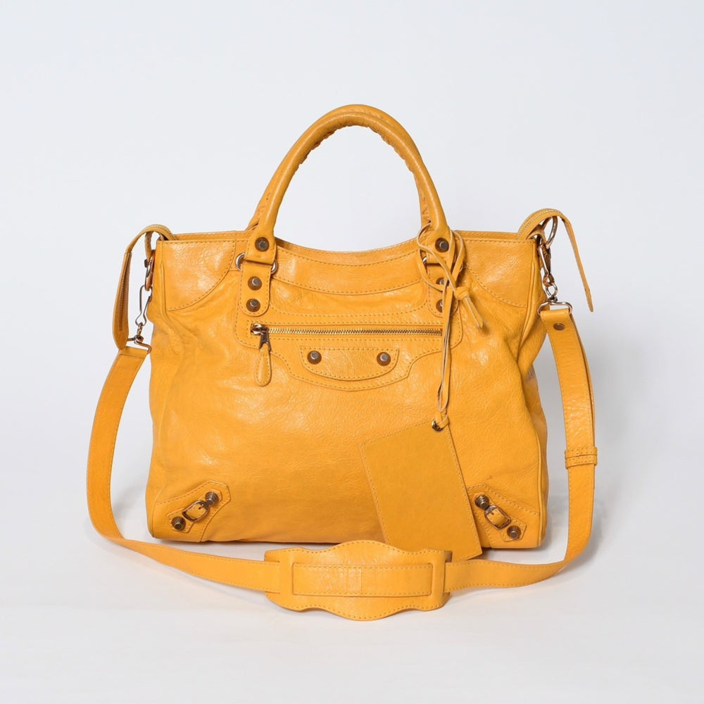 BALENCIAGA バレンシアガ ミニシティ ショルダーバッグ 300295 イエロー レザー シャンパンゴールド金具 美品 中古 4b013536