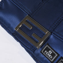 Load image into Gallery viewer, 極美品 FENDI×PORTER フェンディ×ポーター バケット ミニ フォンケース 7AS138 ネイビー ナイロン シルバー金具 中古 4b013331