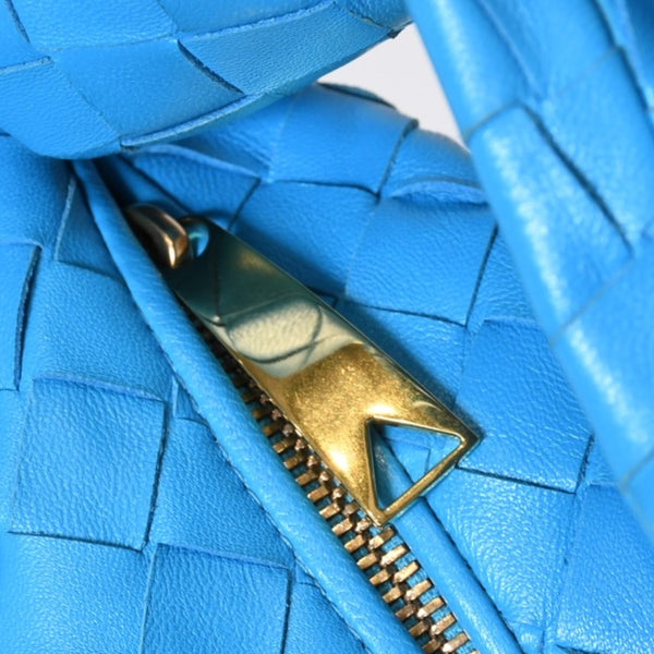 極美品 BOTTEGAVENETA ボッテガヴェネタ MINI JODIE ミニ ジョディ ハンドバッグ 651876 イントレチャート ブルー 中古 4b013572