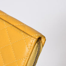 Load image into Gallery viewer, 極美品 CHANEL シャネル カードケース 名刺入れ ノベルティ ココマーク 30番台 ラムスキン ブラック ゴールド金具 中古 4b013179