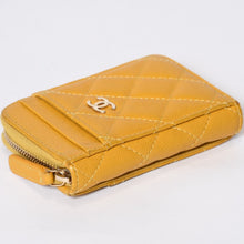 Load image into Gallery viewer, 極美品 CHANEL シャネル カードケース 名刺入れ ノベルティ ココマーク 30番台 ラムスキン ブラック ゴールド金具 中古 4b013179