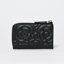 Load image into Gallery viewer, 新品同様品 CHANEL シャネル カメリア コインケース A82334 ブラック キャビアスキン ゴールド金具 中古 4b013442