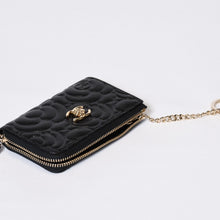 Load image into Gallery viewer, 新品同様品 CHANEL シャネル カメリア コインケース A82334 ブラック キャビアスキン ゴールド金具 中古 4b013442