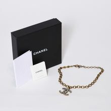 Load image into Gallery viewer, 極美品 CHANEL シャネル ココマーク ネックレス B20S CC ライトストーン アンティークゴールド 中古 4b012962
