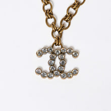 Load image into Gallery viewer, 極美品 CHANEL シャネル ココマーク ネックレス B20S CC ライトストーン アンティークゴールド 中古 4b012962