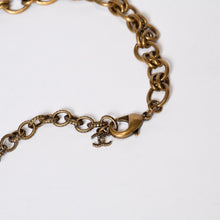 Load image into Gallery viewer, 極美品 CHANEL シャネル ココマーク ネックレス B20S CC ライトストーン アンティークゴールド 中古 4b012962