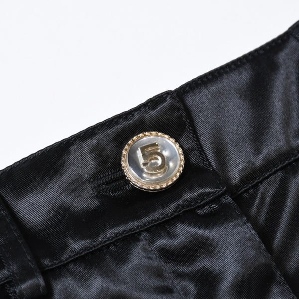 極美品 CHANEL シャネル 21SS ショーツ ショートパンツ P70669V62116 サイズ36 No.5ボタン ココマーク ブラック ギャザー 中古 4b013516