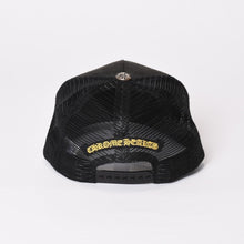 画像をギャラリービューアに読み込む, 極美品 CHROME HEARTS クロムハーツ コーデュロイ トラッカーキャップ CHロゴ刺繍 クロスボール シルバー 925 ブラック 中古 4b013890