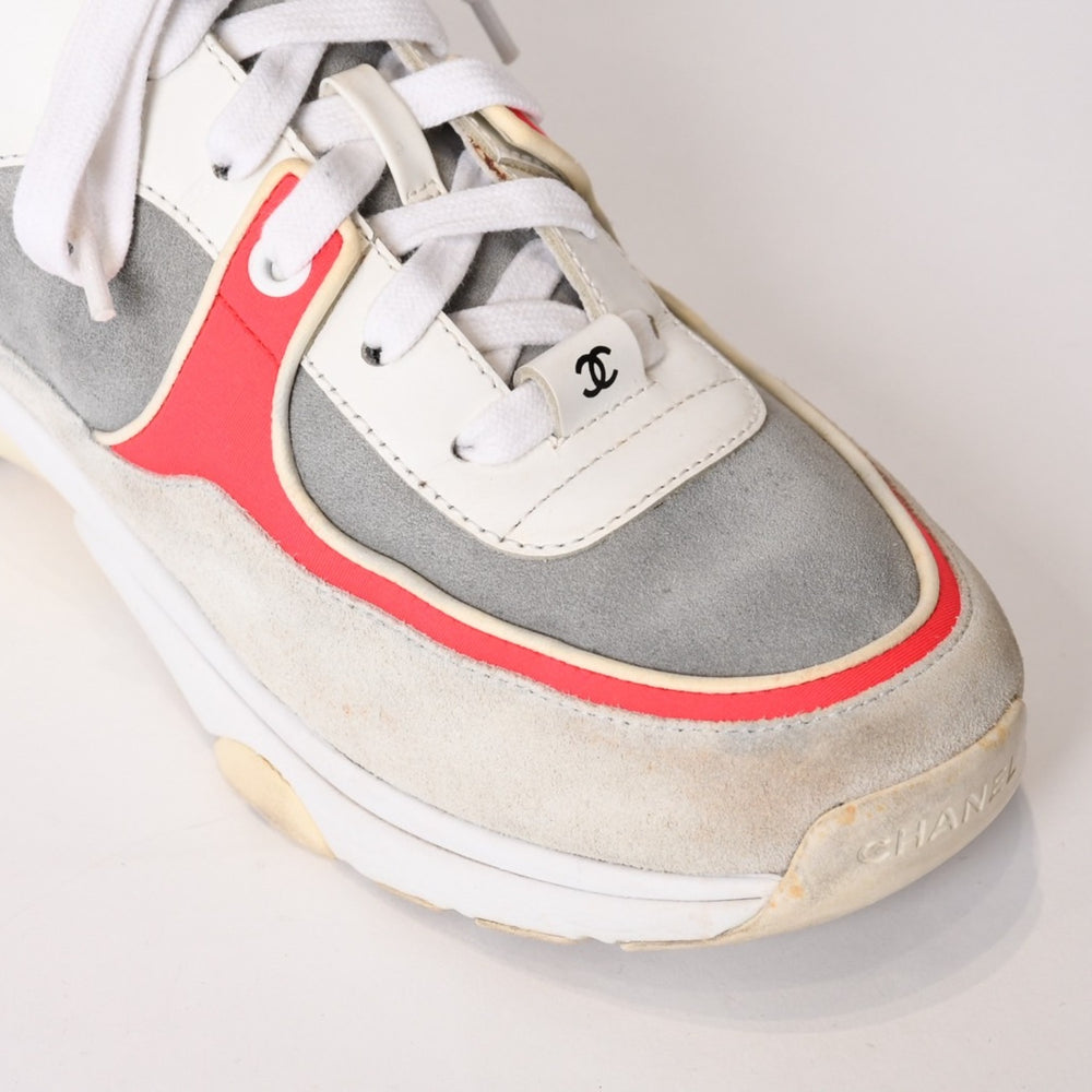 CHANEL Cocomark Suede Sneakers Size 40 White Gray Good Condition Used 4b013593