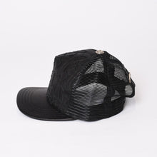 画像をギャラリービューアに読み込む, 新品未使用 CHROME HEARTS クロムハーツ セメタリークロスパッチ トラッカーキャップ ONE SIZE レザー シルバー925 ブラック 中古 4b013873