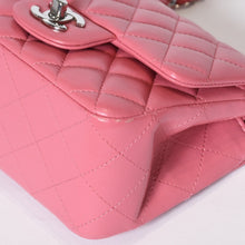 Load image into Gallery viewer, 極美品 CHANEL シャネル ミニマトラッセ16 Sフラップ Sチェーンショルダーバッグ ランダム ココマーク ラムスキン ピンク 中古 4b013716