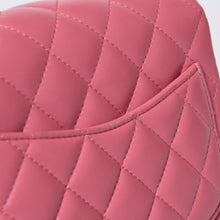Load image into Gallery viewer, 極美品 CHANEL シャネル ミニマトラッセ16 Sフラップ Sチェーンショルダーバッグ ランダム ココマーク ラムスキン ピンク 中古 4b013716