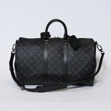 Load image into Gallery viewer, 新品同様 LOUIS VUITTON ルイヴィトン キーポル バンドリエール45 ボストンバッグ M40569 モノグラム エクリプス ブラック 中古 4b013598
