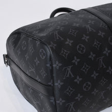 Load image into Gallery viewer, 新品同様 LOUIS VUITTON ルイヴィトン キーポル バンドリエール45 ボストンバッグ M40569 モノグラム エクリプス ブラック 中古 4b013598