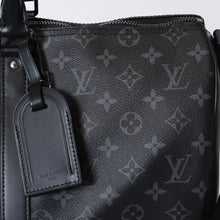 Load image into Gallery viewer, 新品同様 LOUIS VUITTON ルイヴィトン キーポル バンドリエール45 ボストンバッグ M40569 モノグラム エクリプス ブラック 中古 4b013714