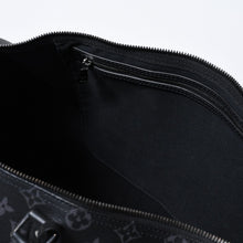 Load image into Gallery viewer, 新品同様 LOUIS VUITTON ルイヴィトン キーポル バンドリエール45 ボストンバッグ M40569 モノグラム エクリプス ブラック 中古 4b013714