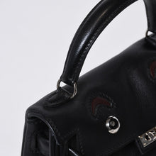 Load image into Gallery viewer, 極美品 HERMES エルメス ケリードール 黒 ブラックハンドバッグ 2000年限定 中古 4b013602