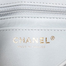 Load image into Gallery viewer, 極美品 CHANEL シャネル ミニマトラッセ20 SフラップSチェーンショルダーバッグ ランダム番台 ラムスキン グレー ゴールド金具 中古 4b013715