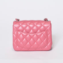 Load image into Gallery viewer, 極美品 CHANEL シャネル ミニマトラッセ16 Sフラップ Sチェーンショルダーバッグ ランダム ココマーク ラムスキン ピンク 中古 4b013716